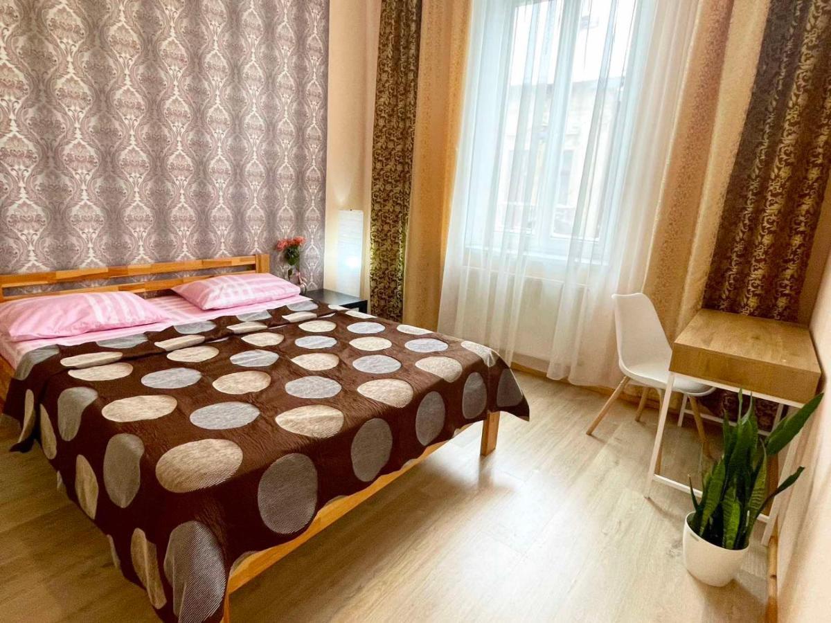 Крехівська 5,Апартаменти В Центрі, Дві Спальні ลวีฟ ภายนอก รูปภาพ